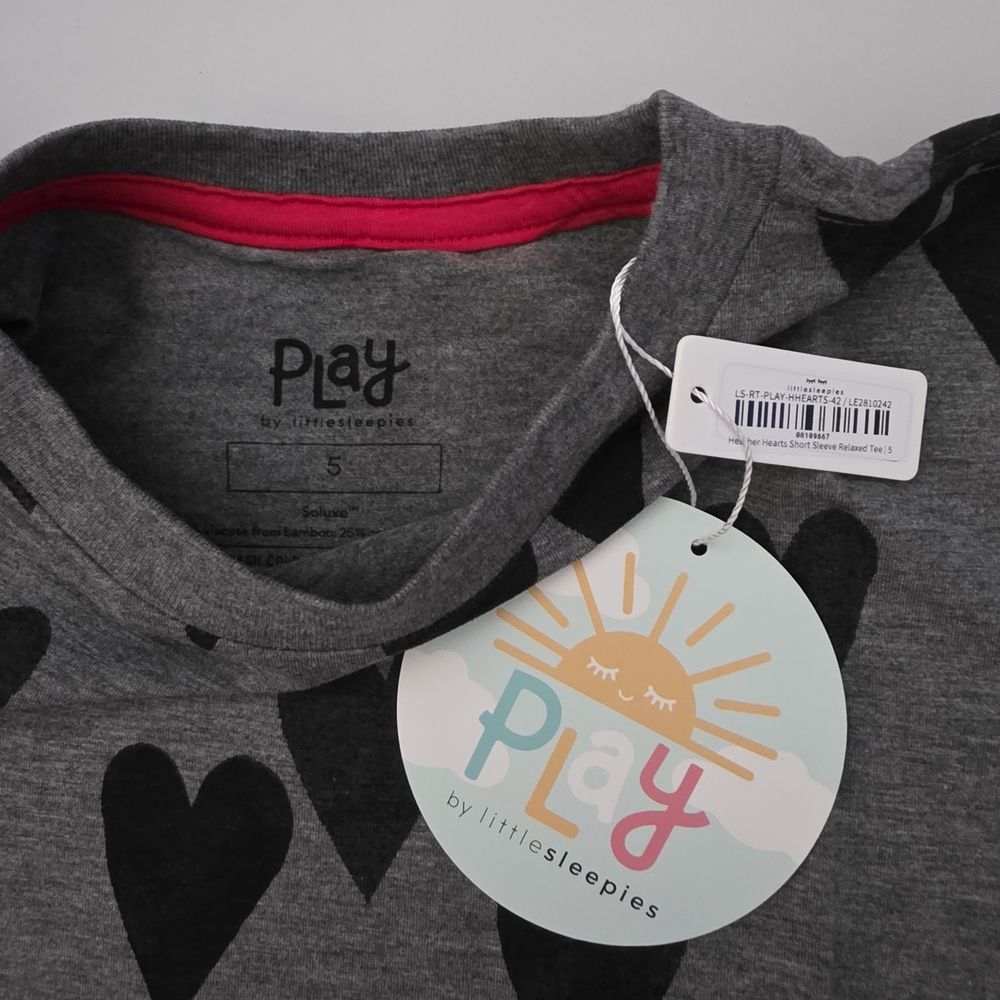 NWT Little Sleepies Heather Hearts Short Sleeves Relaxed Tee Size 5 - Picture 2 of 5